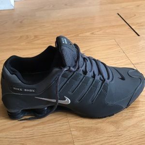 Men’s Nike Shox